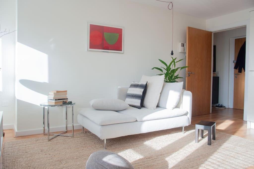 2 Bed 2 Bath Apartment With Canal View Dublin Dış mekan fotoğraf