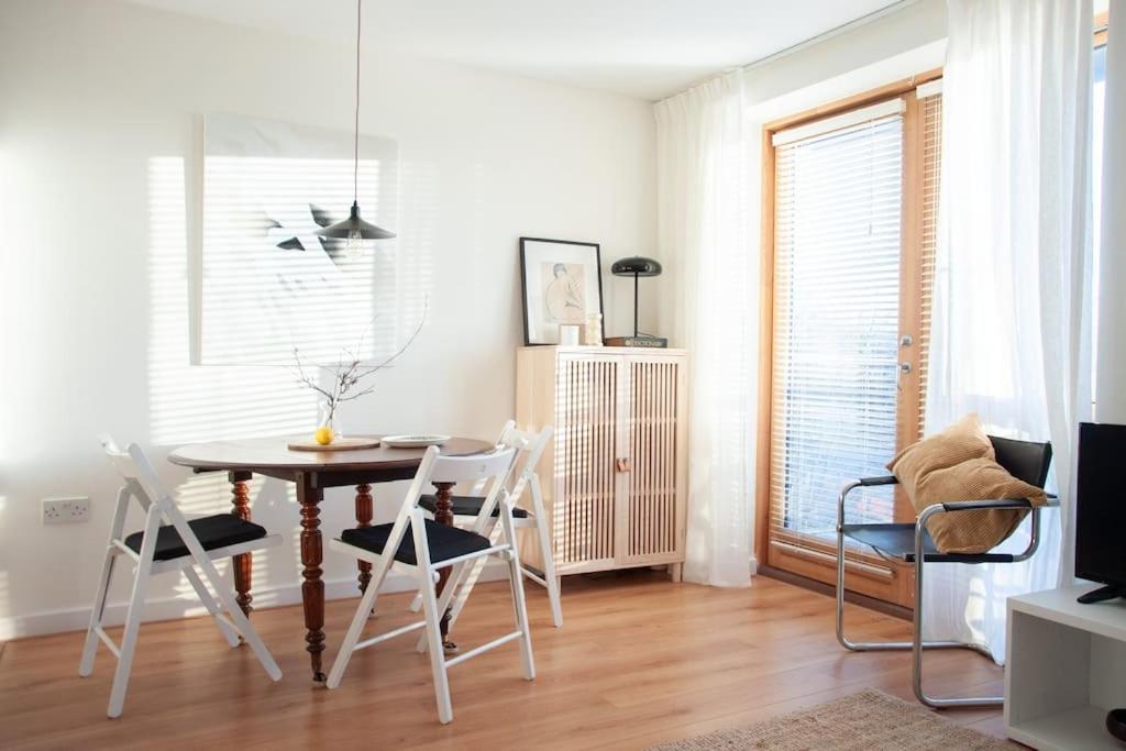 2 Bed 2 Bath Apartment With Canal View Dublin Dış mekan fotoğraf