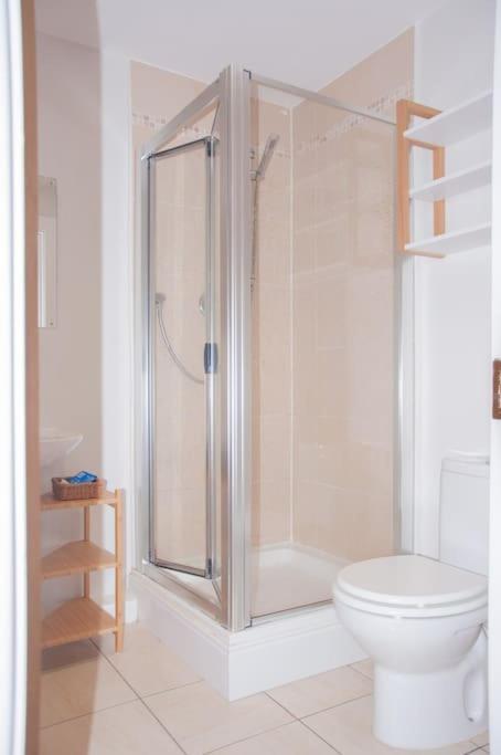 2 Bed 2 Bath Apartment With Canal View Dublin Dış mekan fotoğraf
