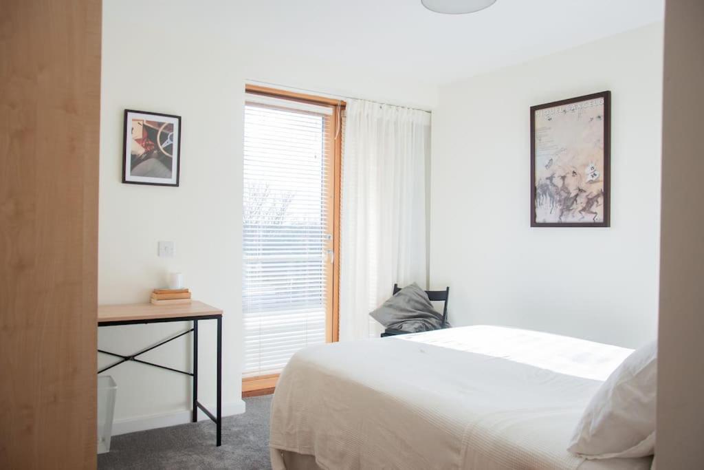 2 Bed 2 Bath Apartment With Canal View Dublin Dış mekan fotoğraf